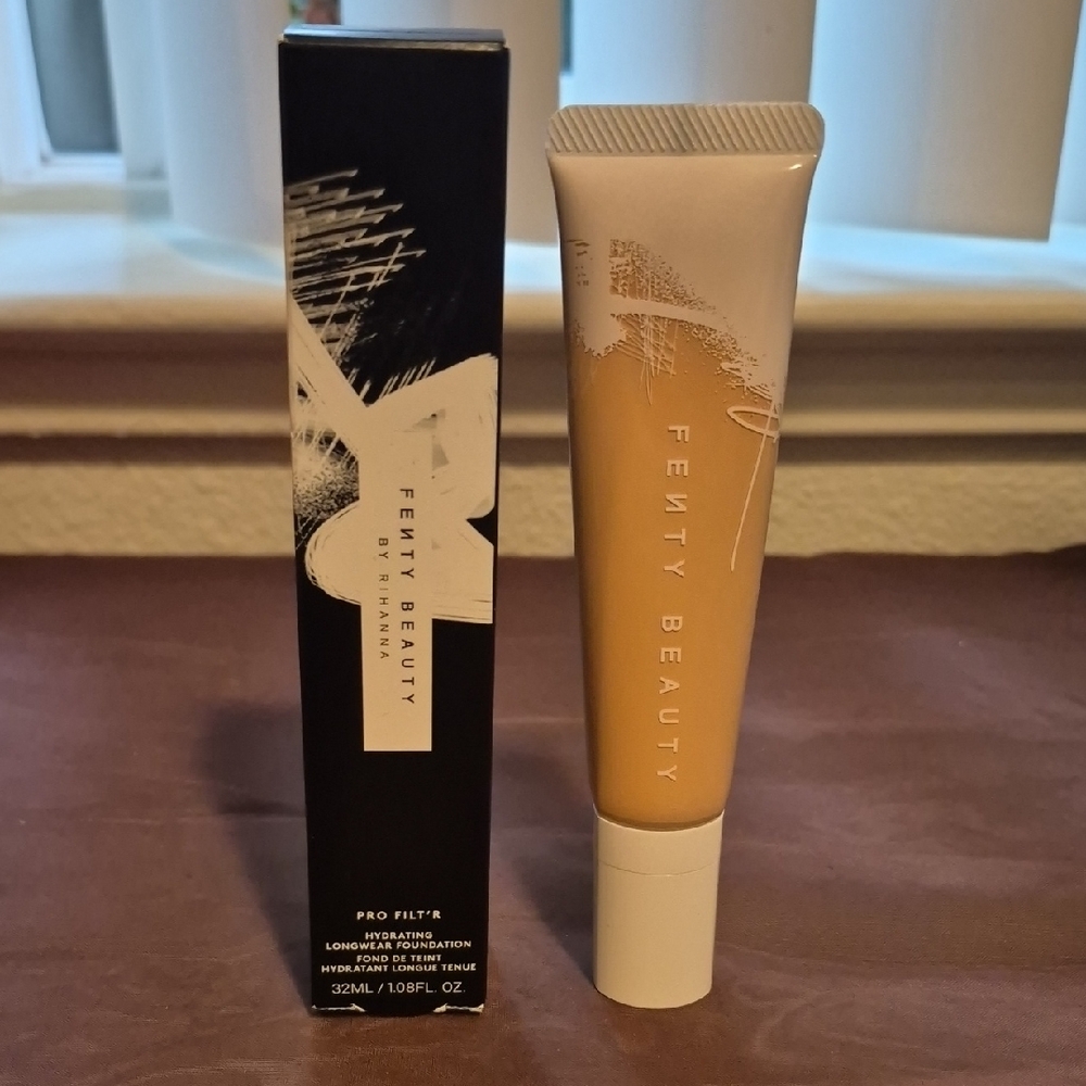 Fenty Beauty Pro Filt'r Foundation - Tan